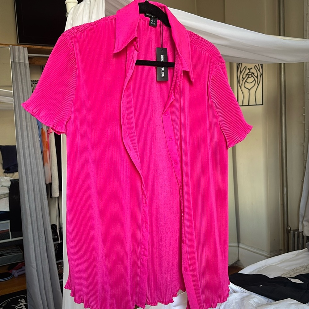 Pretty little thing oversized short sleeve plisse top